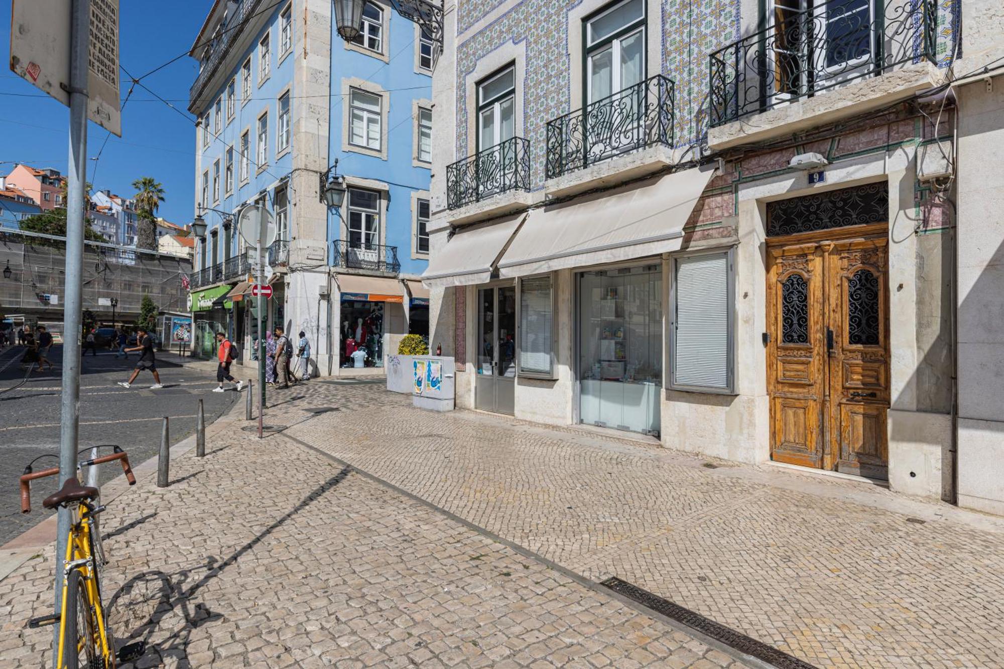 Figueira Quality Apartments By Lovelystay Lisbon Exterior photo