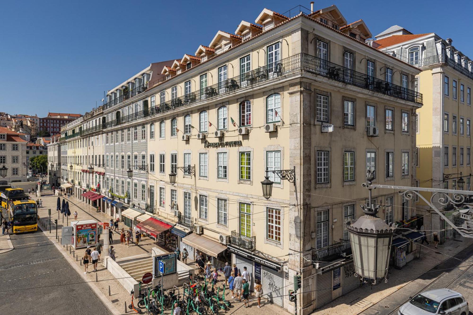 Figueira Quality Apartments By Lovelystay Lisbon Exterior photo